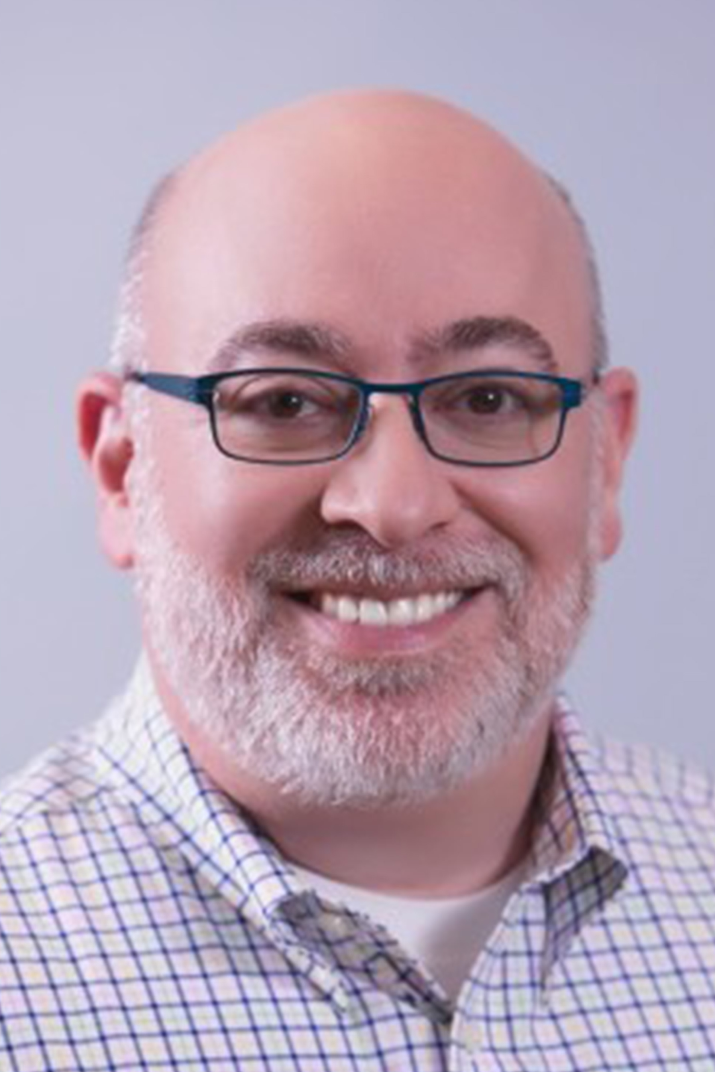 Headshot of Alex Cortez